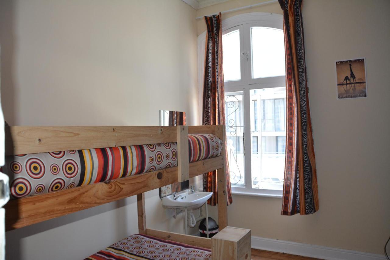 Хостел Urban Hive Backpackers Кейптаун Екстер'єр фото